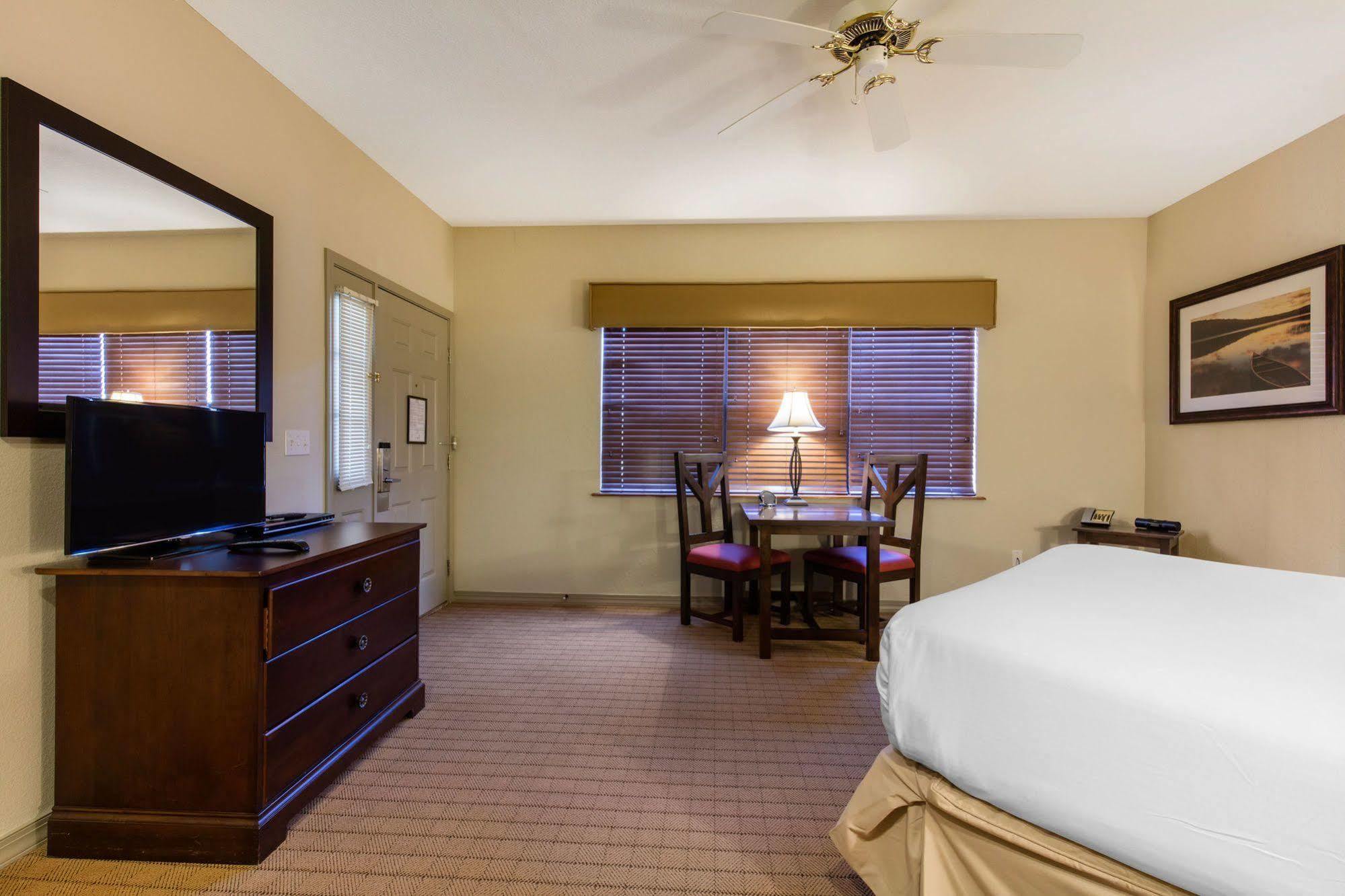 Bluegreen Vacations The Falls Village, An Ascend Resort Бренсън Екстериор снимка